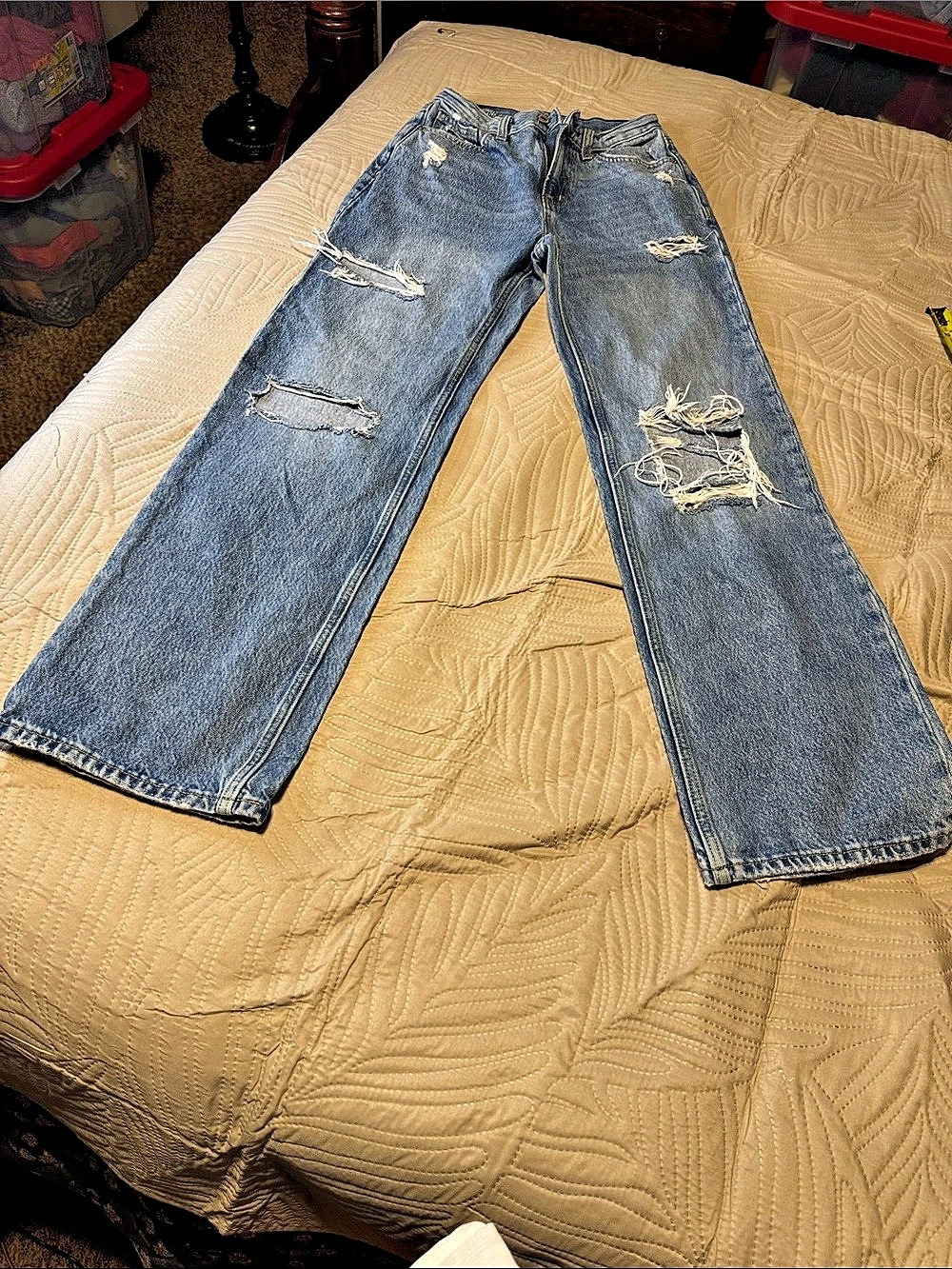 Arizona Highest Rise Distressed Straight Leg Jeans in Blue Sz 1 per tag. See mea